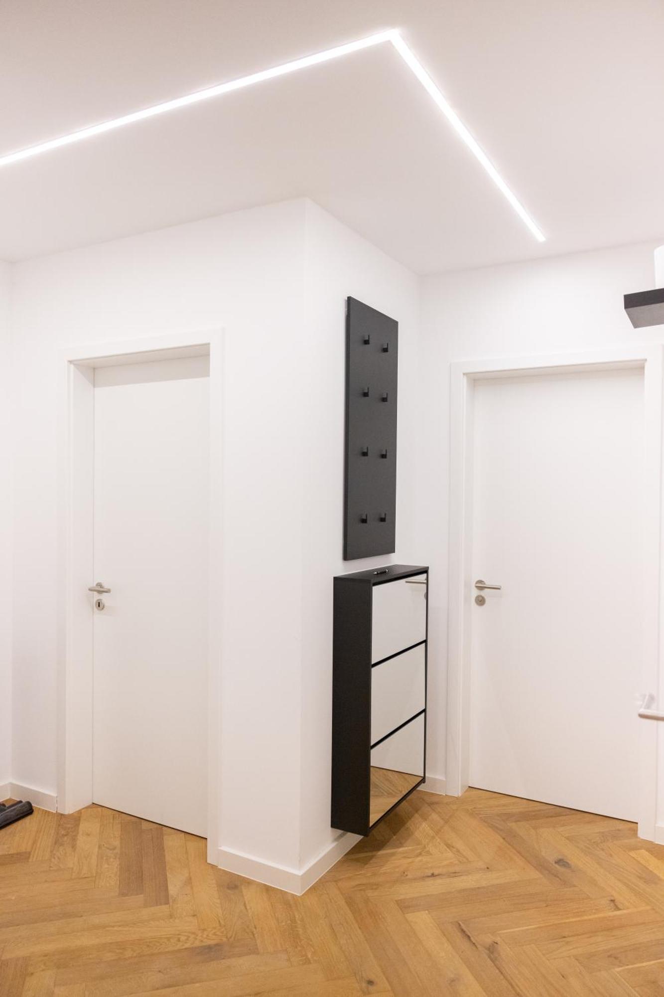 Neubau Apartment Mit Kamin Und Terrasse In Premium Lage Parkplatz Inklusive Bielefeld Extérieur photo