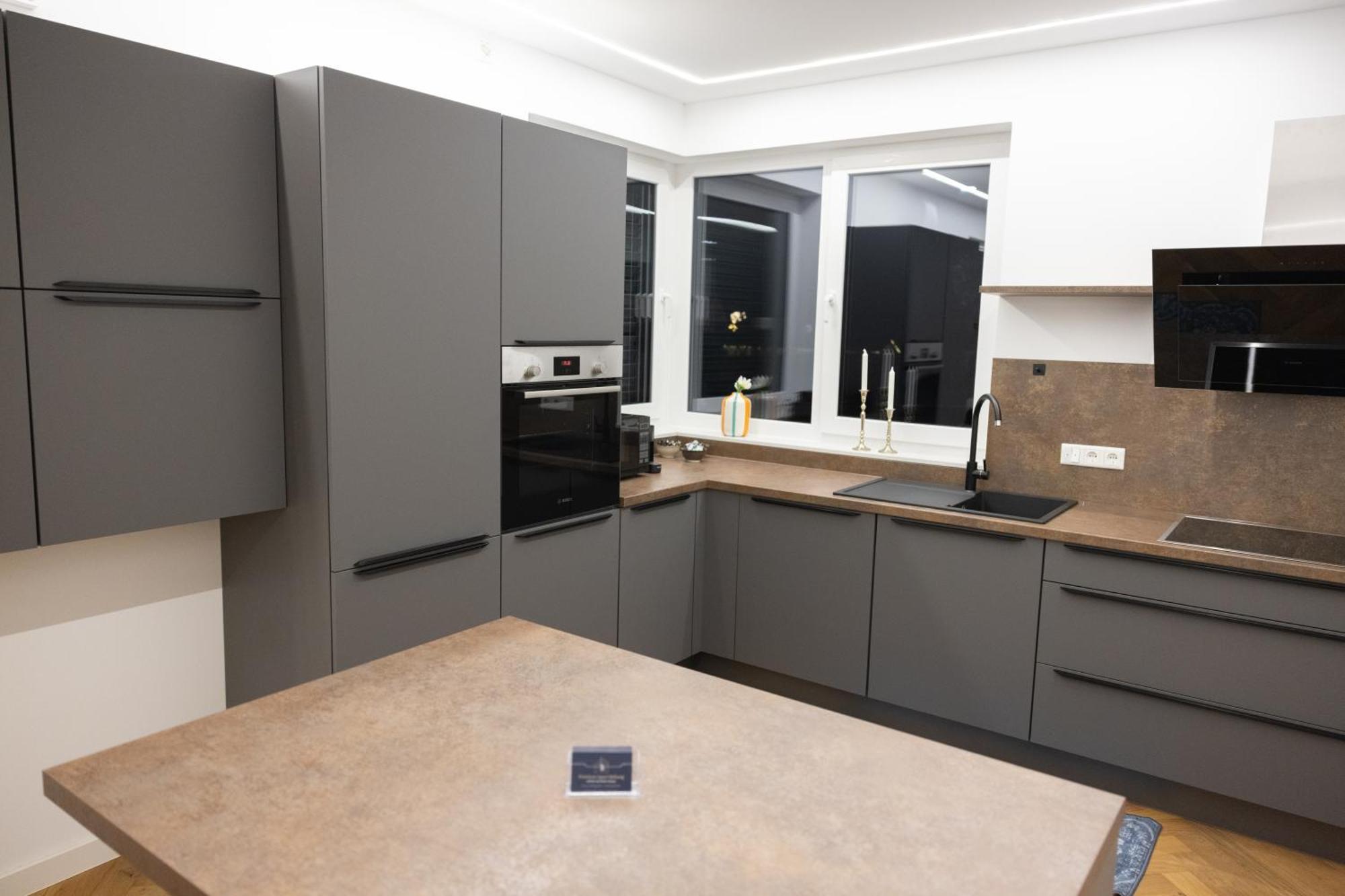 Neubau Apartment Mit Kamin Und Terrasse In Premium Lage Parkplatz Inklusive Bielefeld Extérieur photo